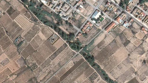 Puente de la Calle del Pontón cruzando el Río Magro, al sur de la localidad de San Antonio, próxima a Requena (Antes) dana-2024-inundaciones-requena-instalaciones-eletricas-paco-garcia-04